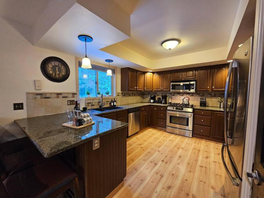 Private And Updated Breck Home With Hot Tub Breckenridge Eksteriør billede